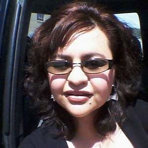 Meet your Posher, Perla